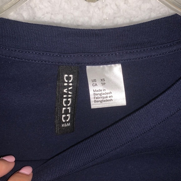 cropped graphic tee - Picture 3 of 3